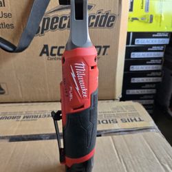 Milwaukee M12 Ratchet 