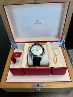 2025 Omega Seamaster Diver 300M