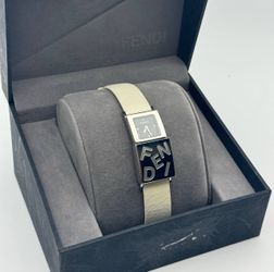 FENDI Dual Time 5500L Ladies Analog Quartz Watch Great Condition box From Japan