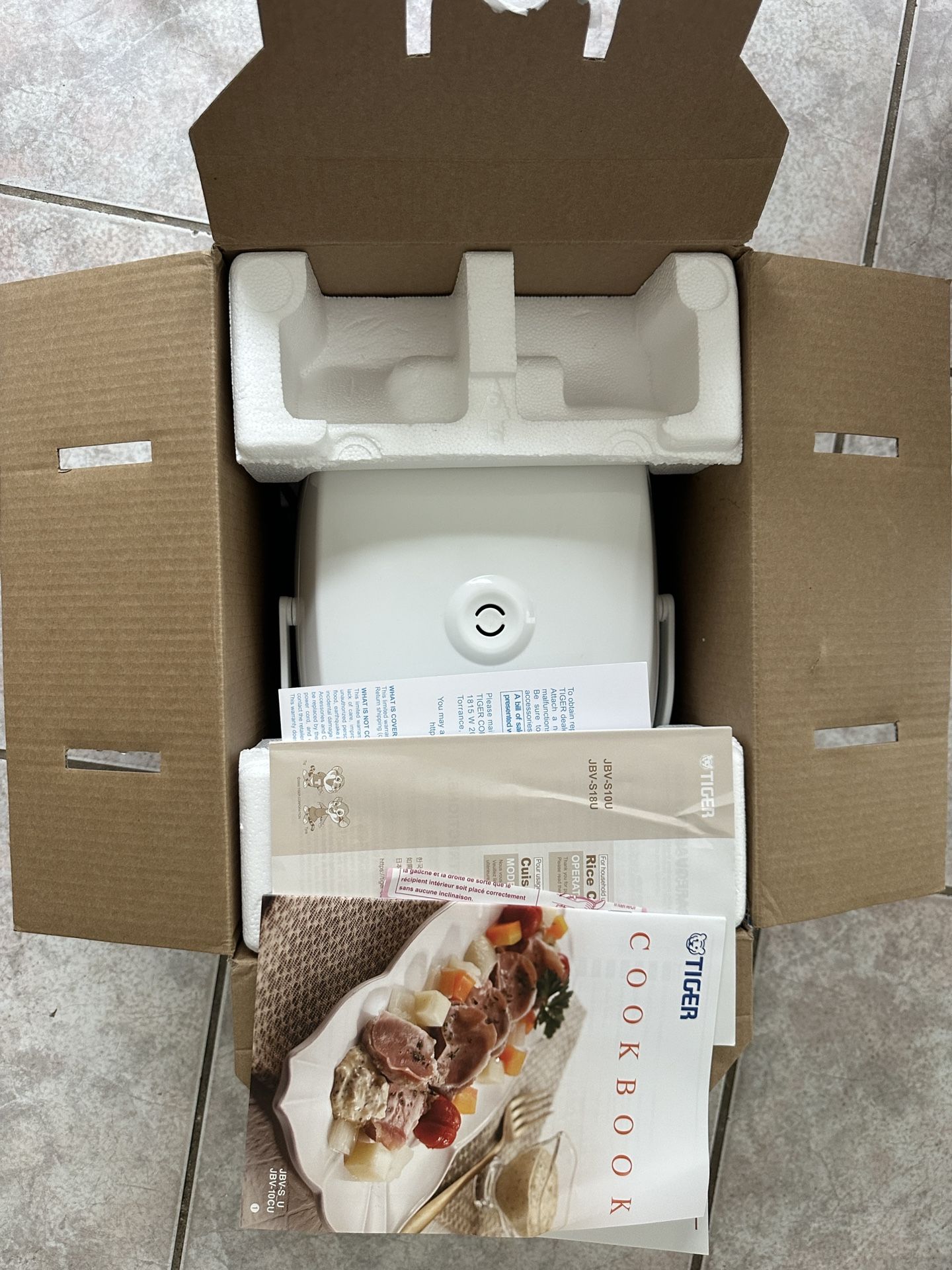 Tiger Rice Cooker & Warmer In Original Package– Tacook Series (5.5-Cup)