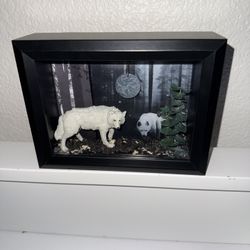 Wooden White Wolve Shadow Box 