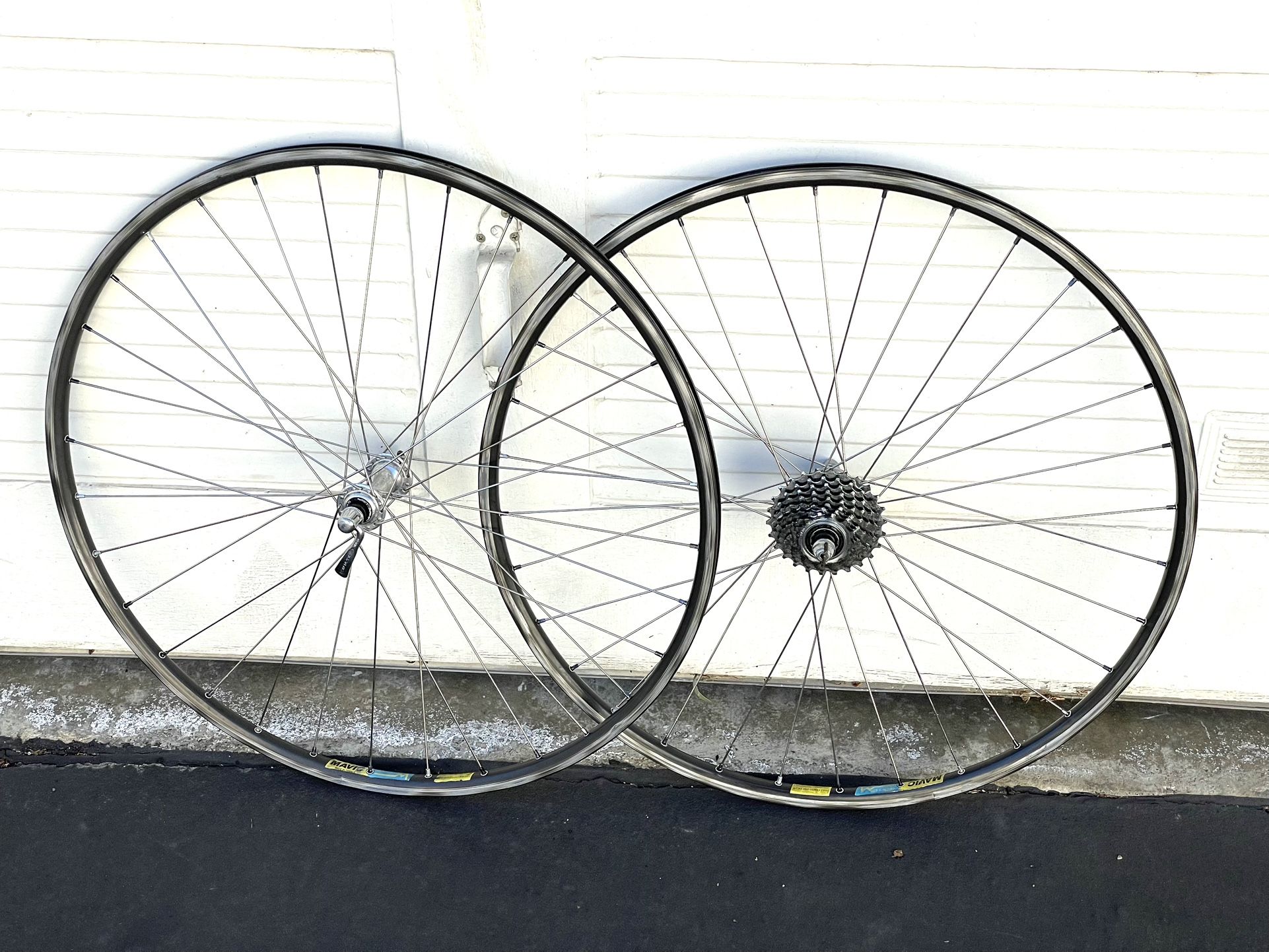 Shimano Dura Ace 7400 Hubs / Mavic Open 4 CD Clincher Rims 700c Wheelset