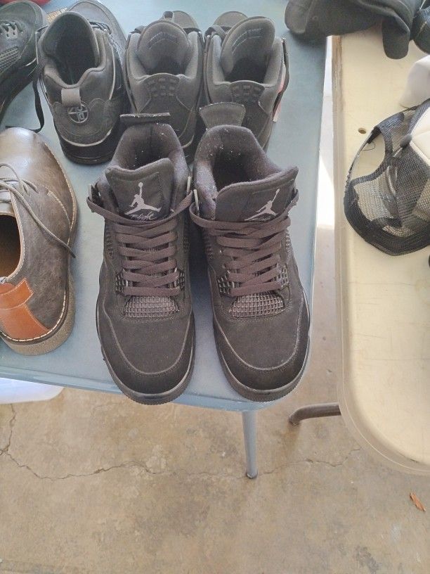 Jordan 4s