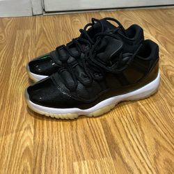 JORDAN SHOES SIZE 10 US MEN 