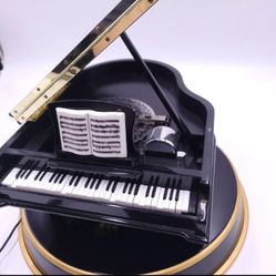 Player Piano. W/ Discs  Beautiful Music.