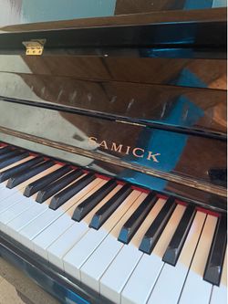 Piano Samick - Buen estado