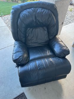 Leather recliner sofa (FREE)