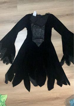 Gothic adult Mortician Addams costume size small