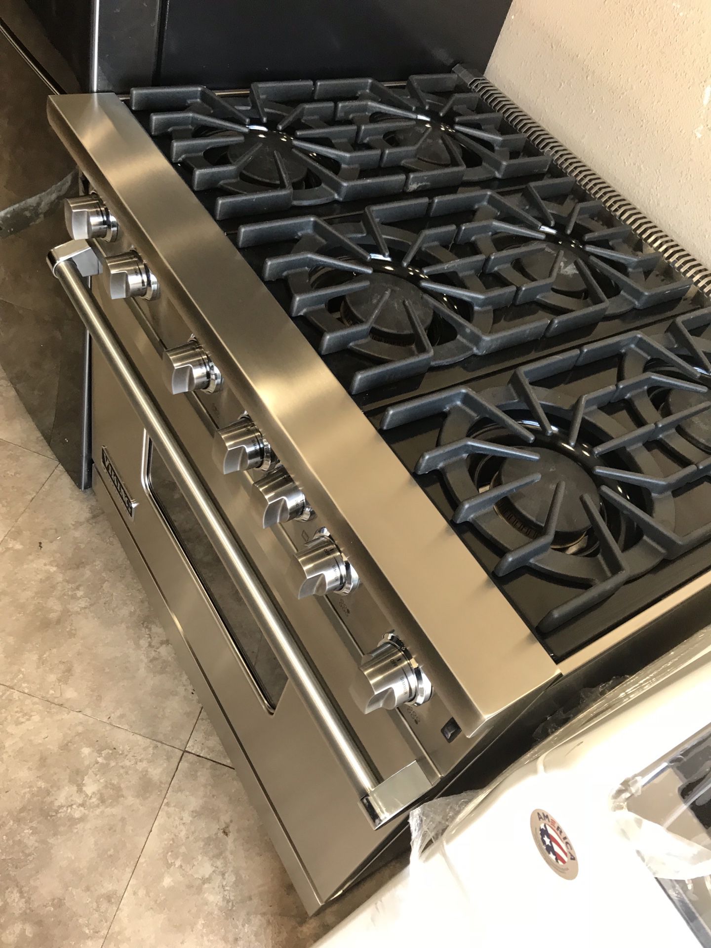 Viking Stove Gas Range for Sale in Paterson, NJ - OfferUp