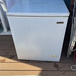 Magic chef Freezer 