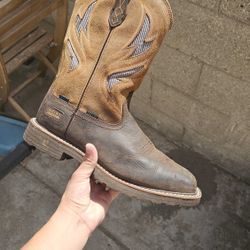 Size 11 EE Ariat Work Boots Steel Toe 