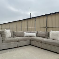 5 Piece Sectional Couch 