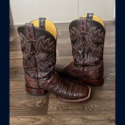 91/2 Alligator Belly Boots $400.00