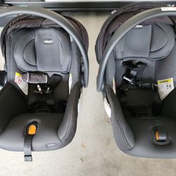 Chicco Fit 2 Car Seats And Extra Base