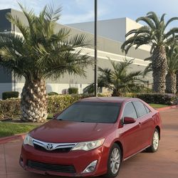 2012 TOYOTA CAMRY HYBRID XLE