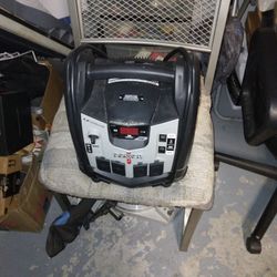 Instan Power To Turn Your Car On If Battery  Is Dead Has USB Charger  120 Inverter Air Pump Flash Light 