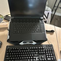 Alienware M16 R1 