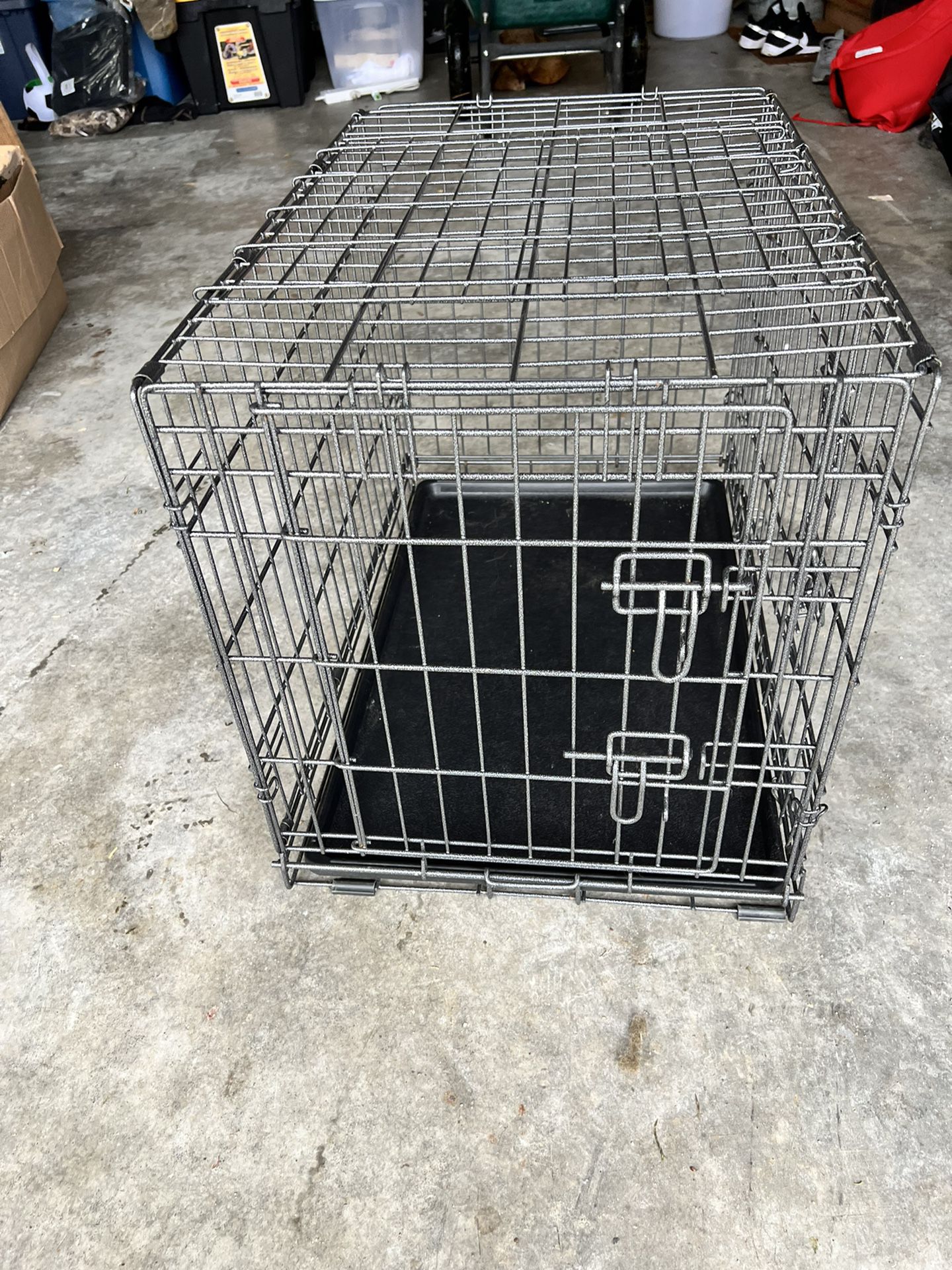 Medium Size Dog Crate 