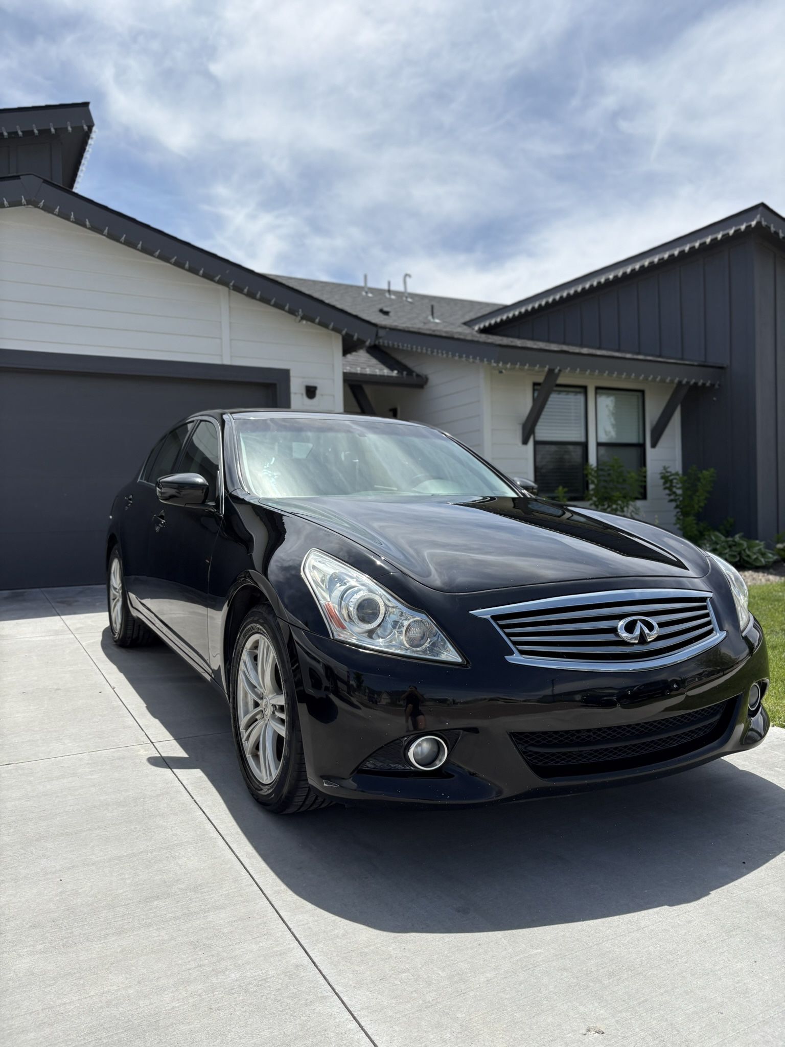 2012 Infiniti G37x