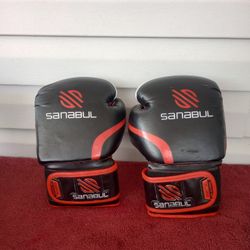 Essential Gel Boxing Gloves