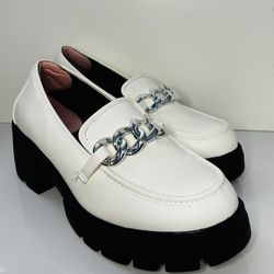11WW Torrid White Chunky Platform Loafer with Silver Chain Accessory