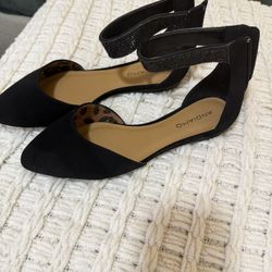 Black Ankle Strap Flats Sz 7W