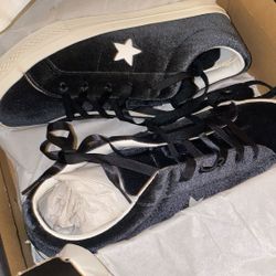 Girl Converse Lace Up Shoes 