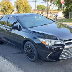 2015 Toyota Camry LE Clean Title 4Cyd 