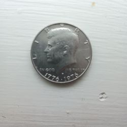 1(contact info removed) D Bicentennial Kennedy Half Dollar With Filled Mint Mark