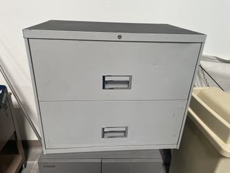 2 draw file cabinet  🗄️ with key 🔑 