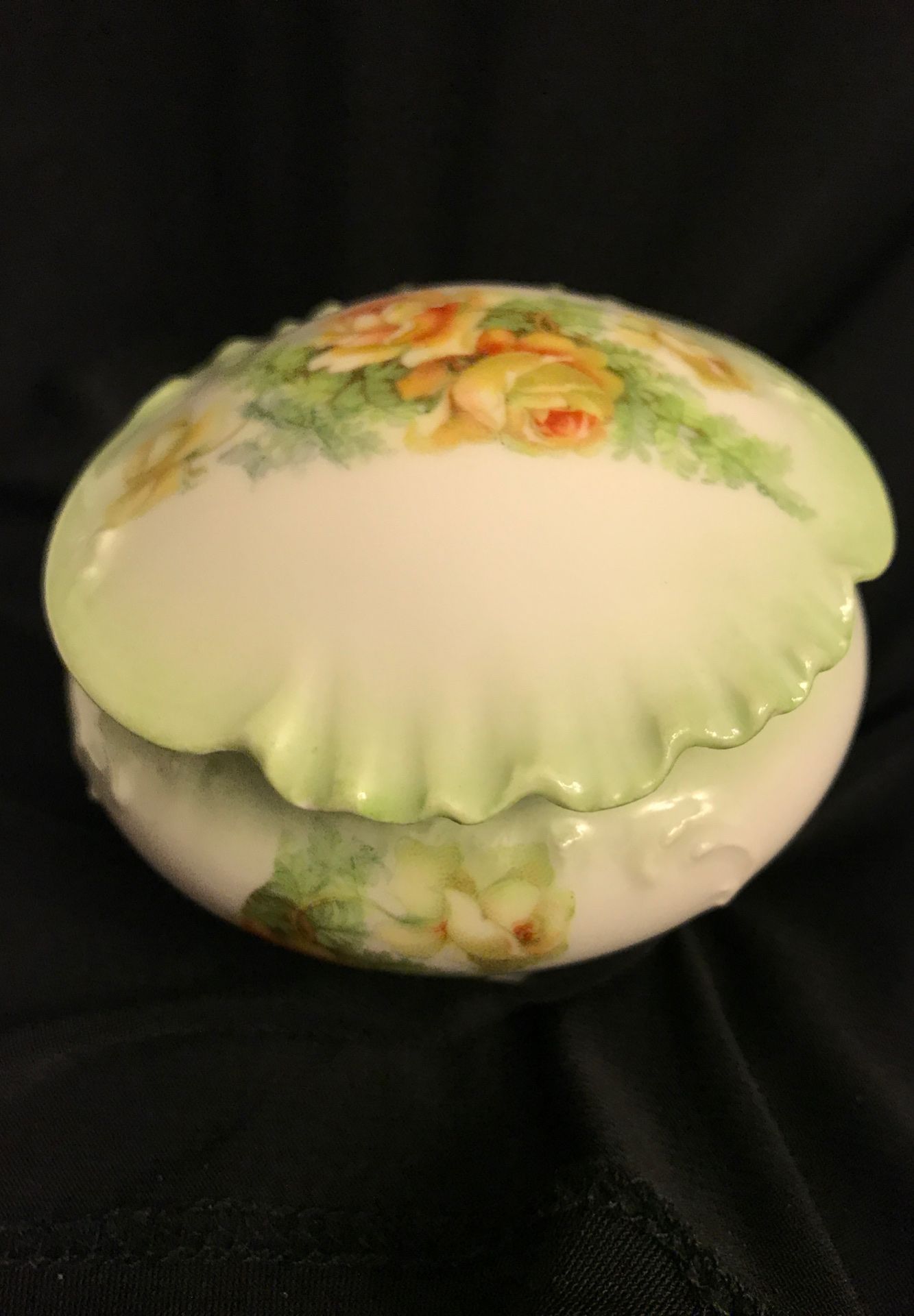 French Floral Limoge scalloped edge-Fine Porcelaine