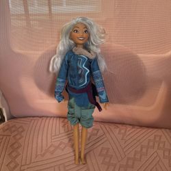 Disney Raya And The Last Dragon 11 1/2” Tall Doll