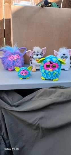 5 furby electronic toys battery operated