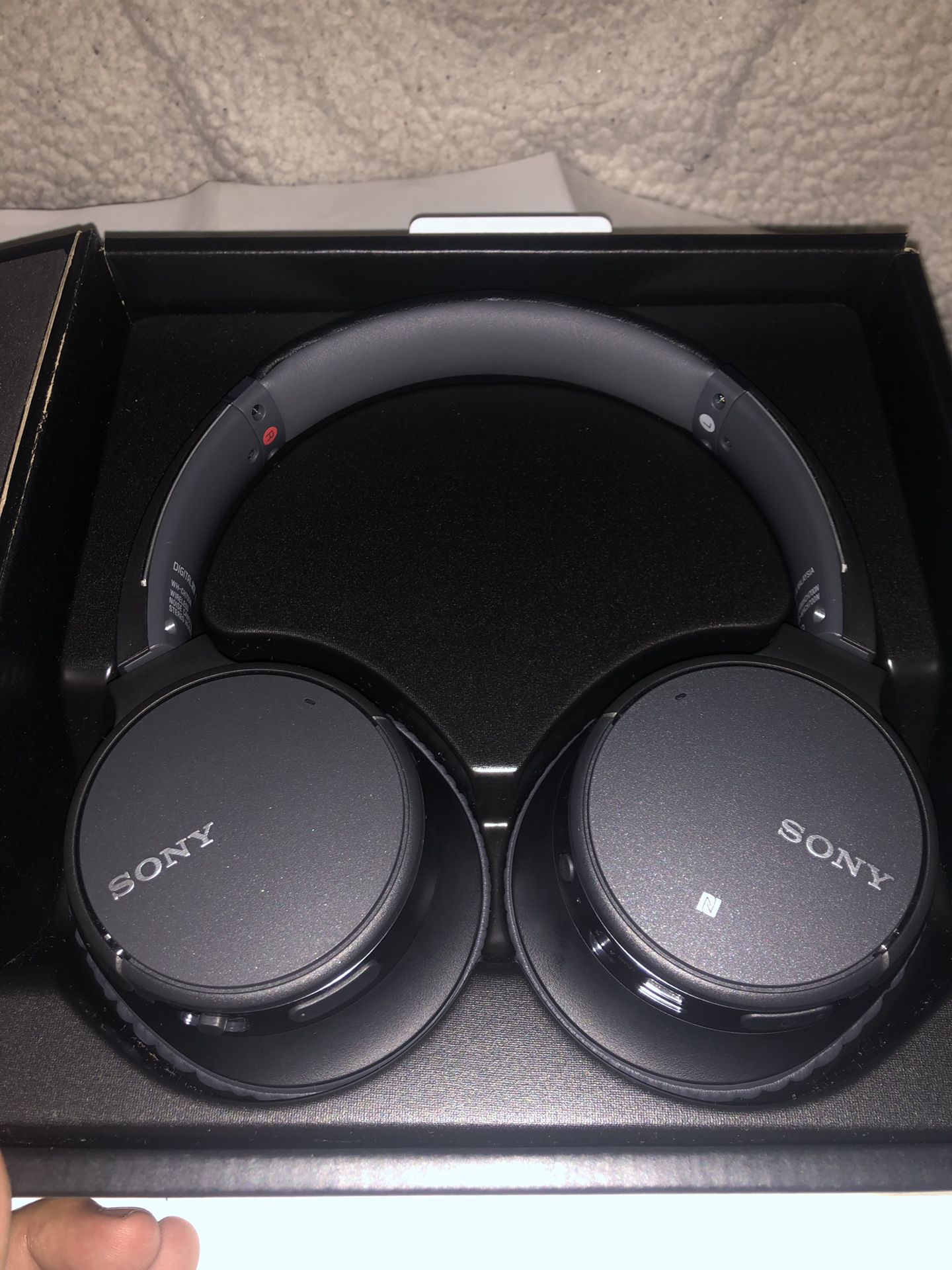 Sony WH-CH700N Noise Cancelling headphones
