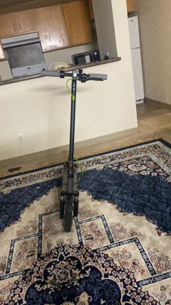 This is a very fun e scooter and the name of the brand is roinside and I don’t have space to keep it and I don’t wanna sell it but I have to