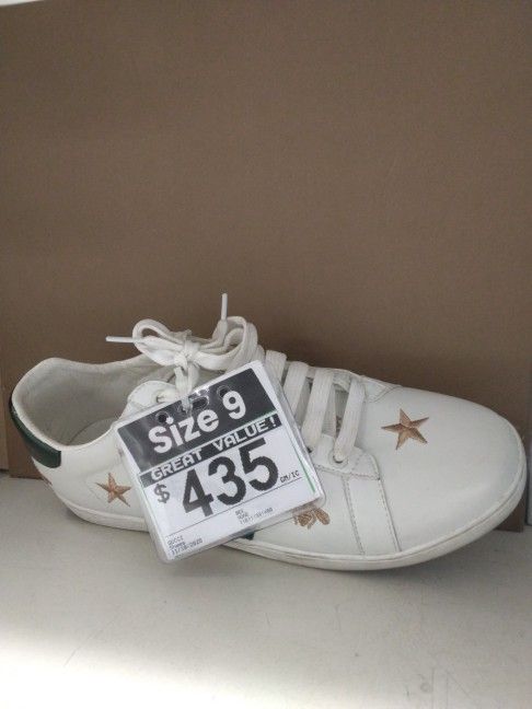 AUTHENTIC GUCCI  SHOES SIZE 9