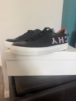 Givenchy Urban Street Low-Top Sneakers