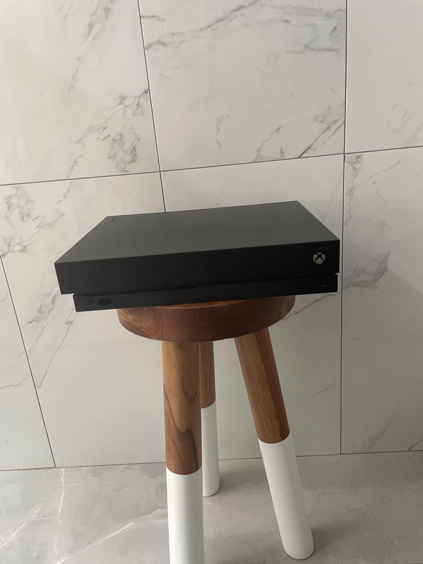 Xbox One X 1tb