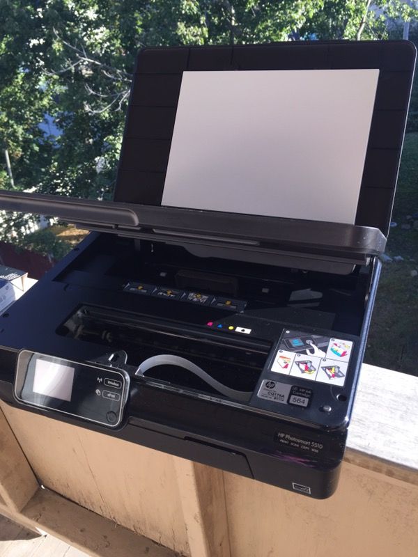 Execllent HP photo smart touchscreen wireless copy scanner web printer...pick up Ashland ma