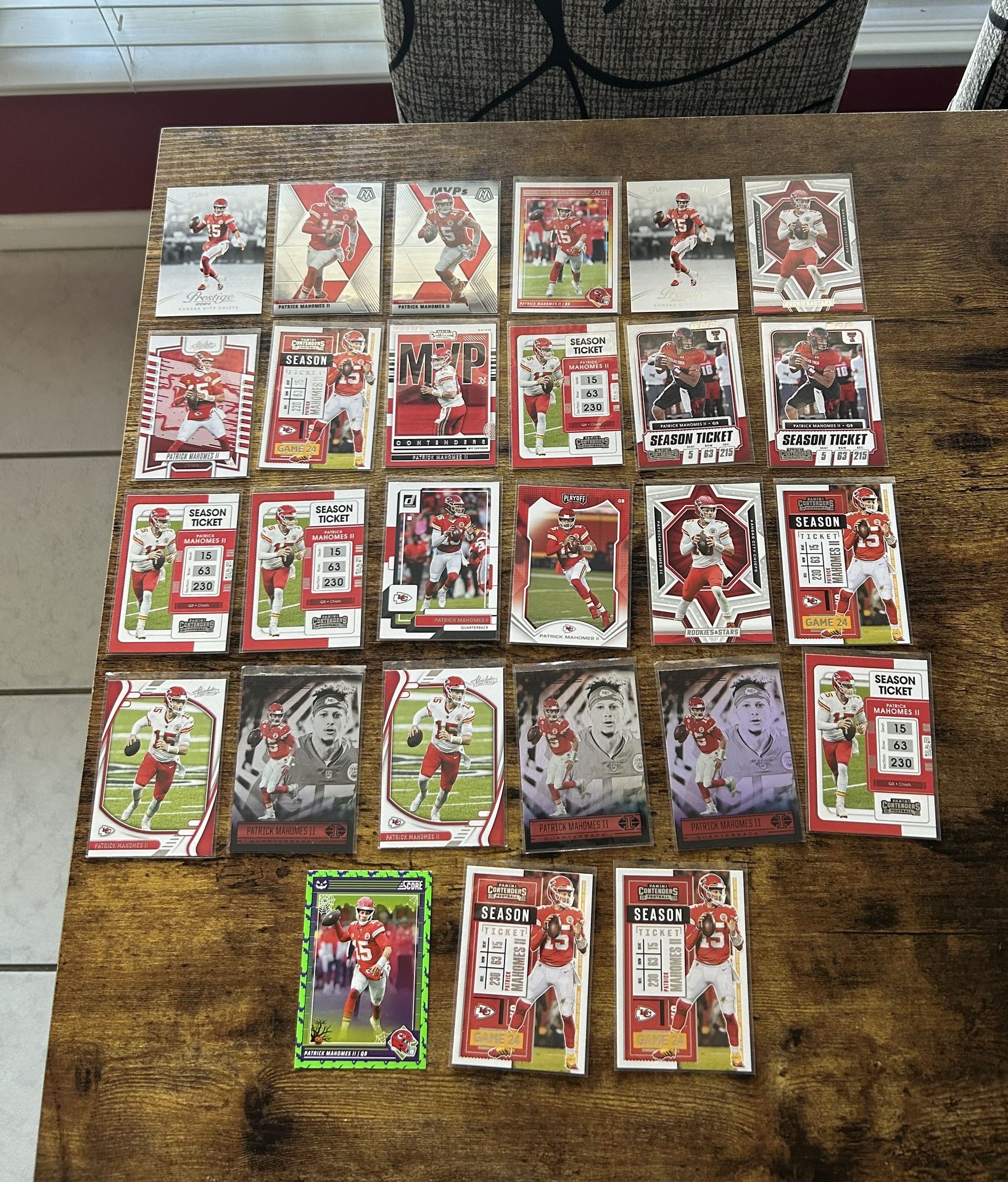 Patrick Mahomes 27 Card Lot CHIEFS