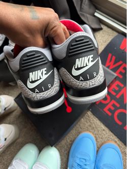 Retro 3’s size 10.5 $160