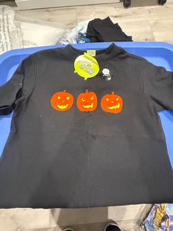 New kids Halloween Tshirt’s $3 each