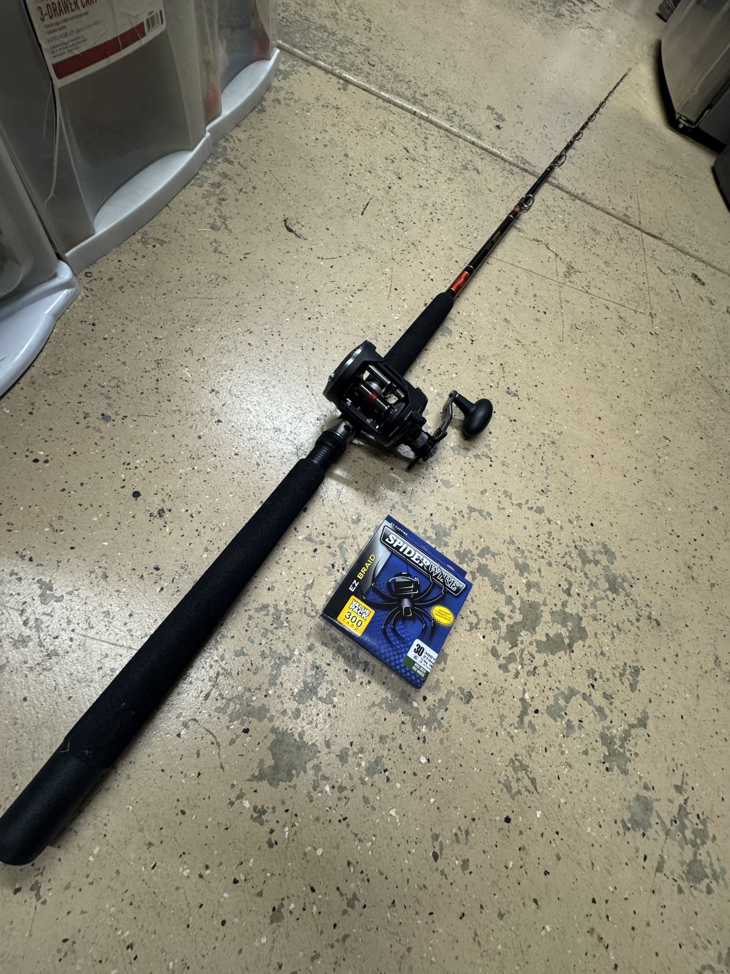 Penn 20 Level Wind 7’ Salt Water Fishing Style Fishing Combo. Very Clean.