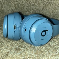 Beats Solo 4 