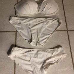 Victoria secret swimsuit Like New! 3 Pieces