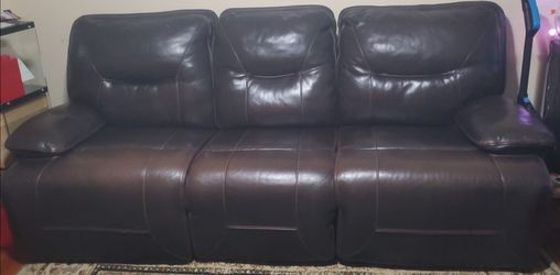 2 peice reclining sofa and love seat