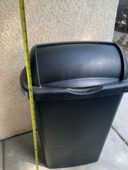 Trash can