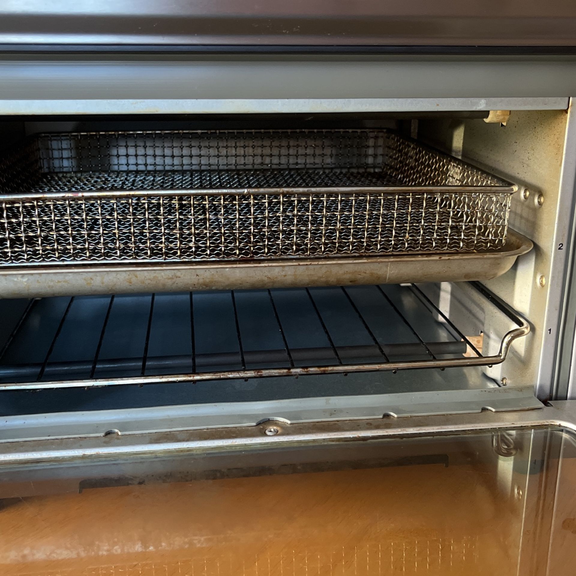 Cuisinart CTOA-122 Convection Toaster Oven Airfryer, for Sale in Issaquah,  WA - OfferUp