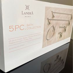 Brand New 5 Piece Bath Collection