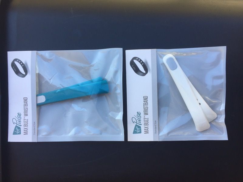 Fitbit Max Buzz Wrist bands